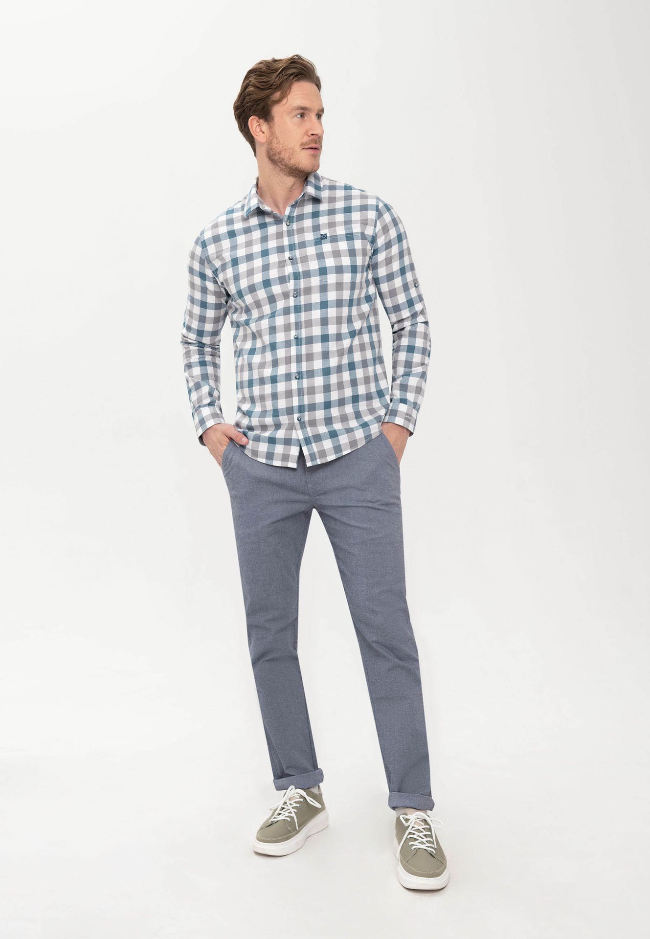 Spodnie typu chino, Slim Fit, R-FORBS - Volcano