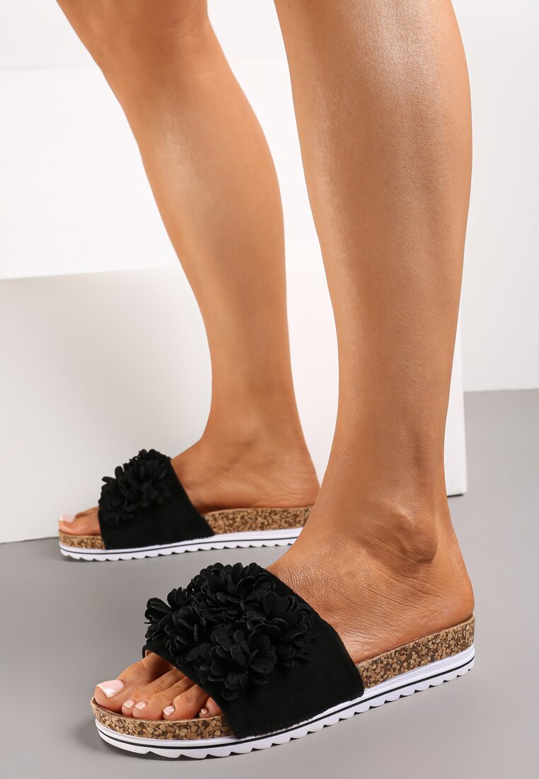 Czarne Klapki z Ekozamszu z Kwiatowym Zdobieniem Masenella
