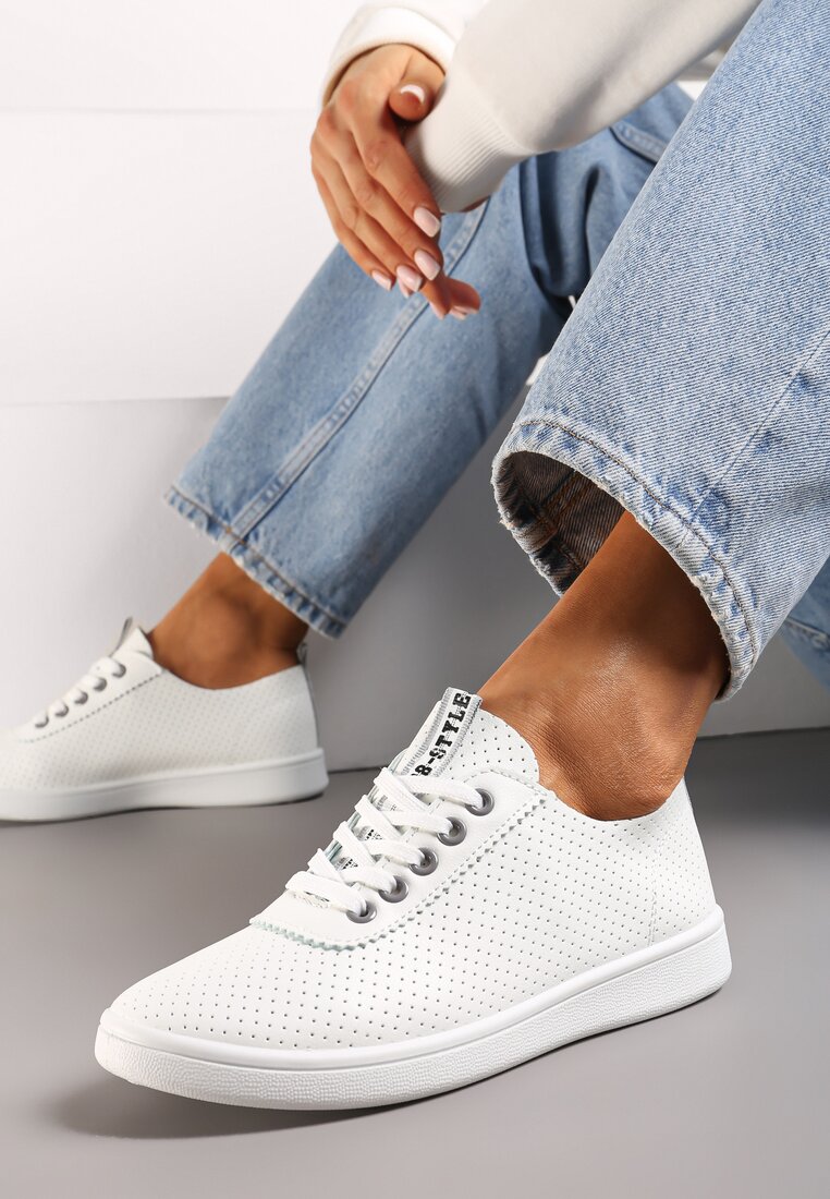 Szare Tenisówki Ozdobione Taśmą z Napisem na Języku i Pięcie Cholewka z Perforacją Aelita