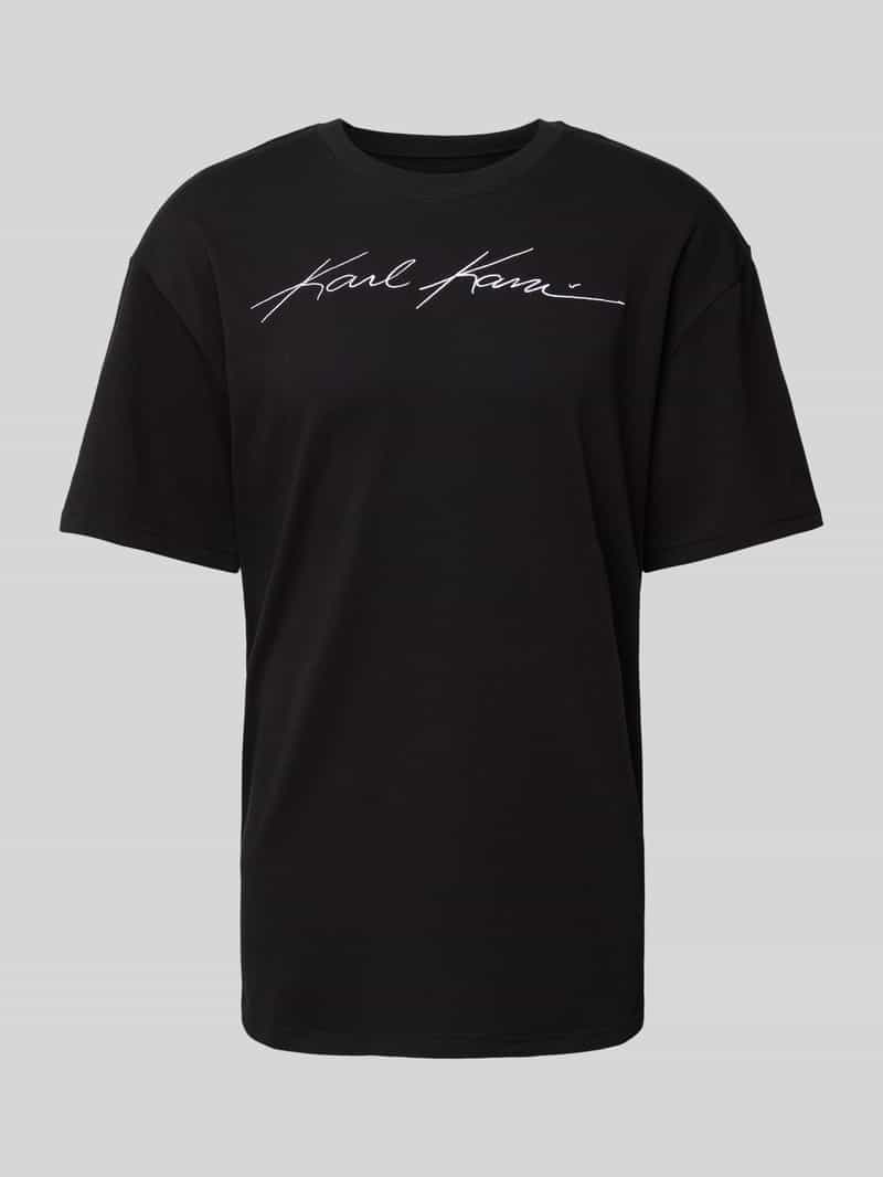 T-shirt z wyhaftowanym logo