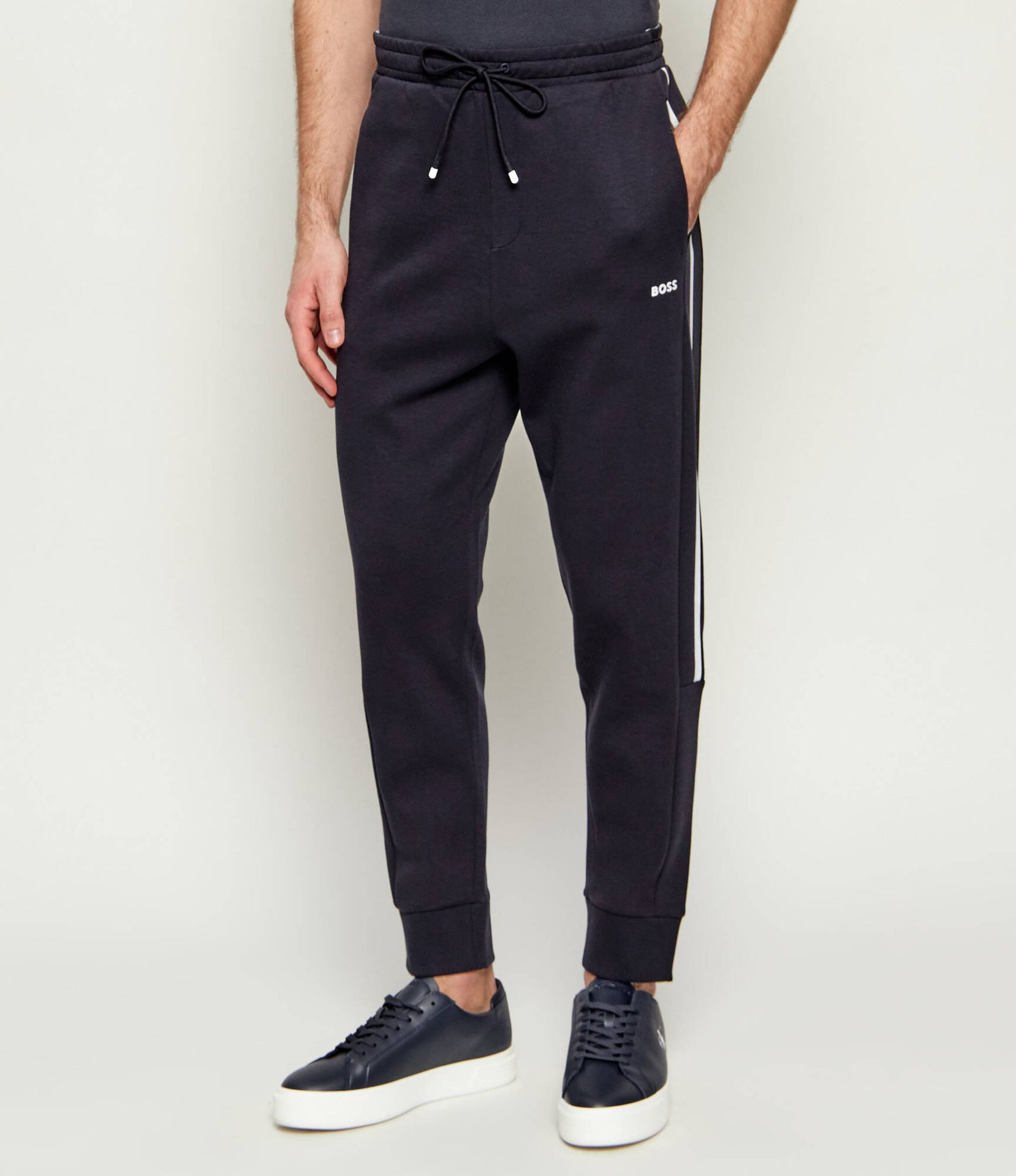 BOSS GREEN Spodnie dresowe Hadikonos Regular Fit