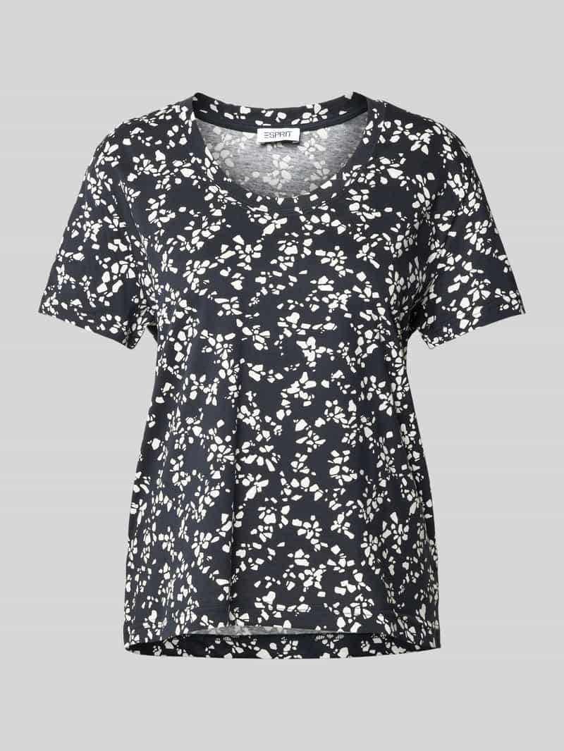 T-shirt z wzorem na całej powierzchni