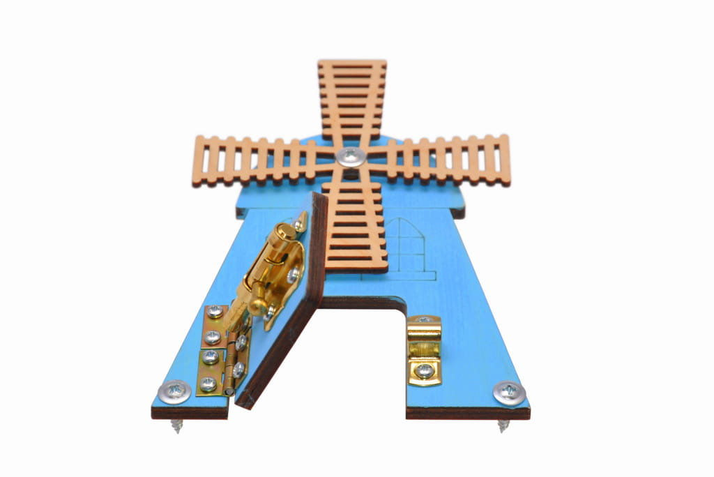 Kolorowy wiatrak do tablicy manipulacyjnej z zasuwką