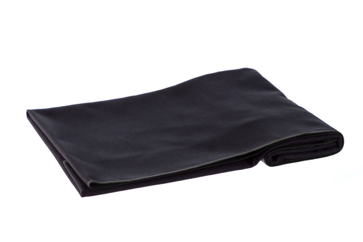 Ręcznik szybkoschnący z mikrofibry 210 g/m2 50x40 czarny, nić czarna na siłownię, basen, plażę/MEDER