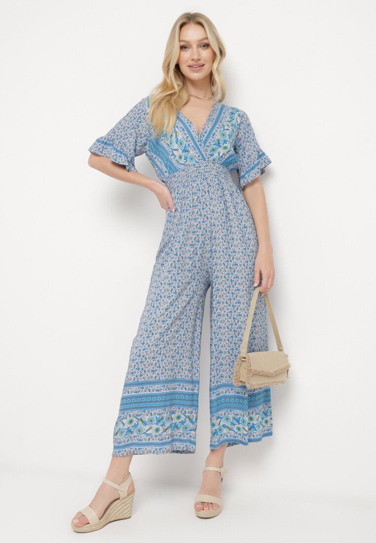 Niebieski Bawełniany Kombinezon z Gumkami w Pasie i Kopertowym Dekoltem Zapinany z Tyłu na Guziki Lorrania