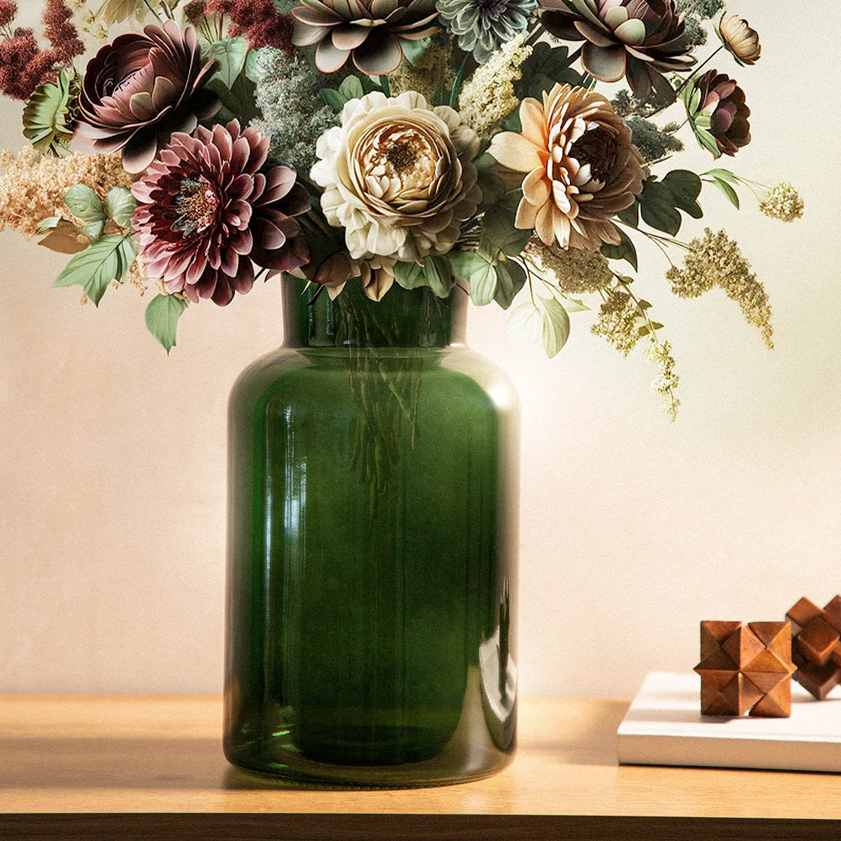 Wazon TENNO szklany zielony 14,5x14,5x25,5 cm HOMLA