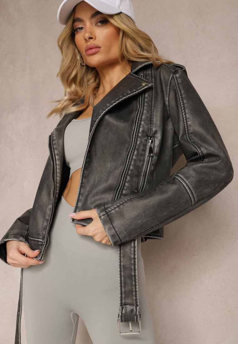 Czarna Kurtka Ramoneska z Paskiem ze Sprzączką na Dole i Asymetrycznym Zapięciem Lysa