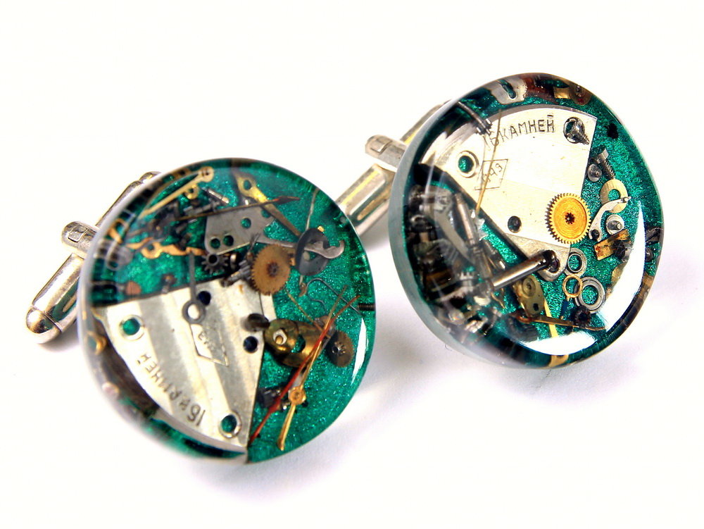 Drobiny Czasu, Spinki do mankietów, zielone