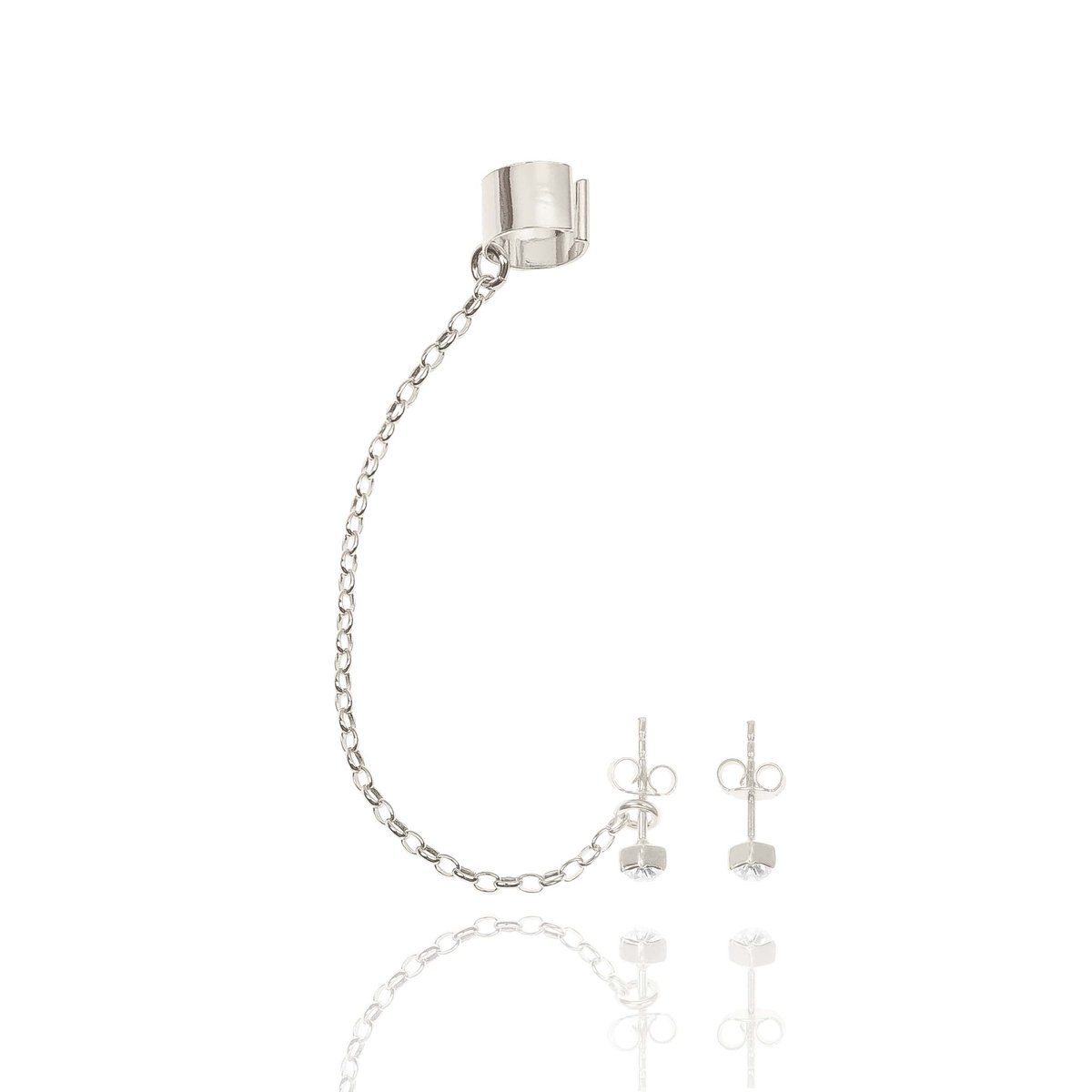 Nausznica srebrna z łańcuszkiem i kolczykami z kryształkami