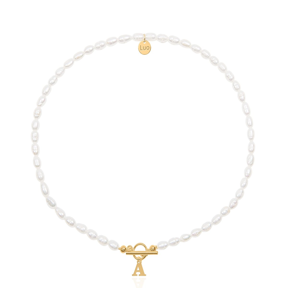 Choker z naturalnych pereł z literką K
