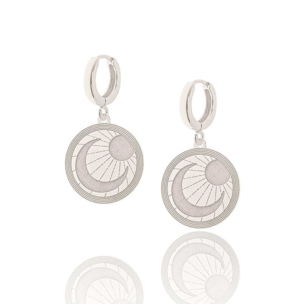 Kolczyki Srebrne Z Grawerowanymi Księżycami