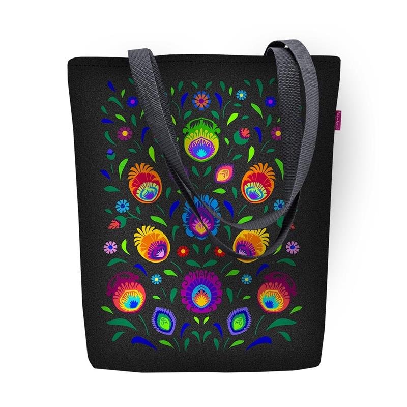 Czarna torba damska z regionalnym motywem Sunny Oberek