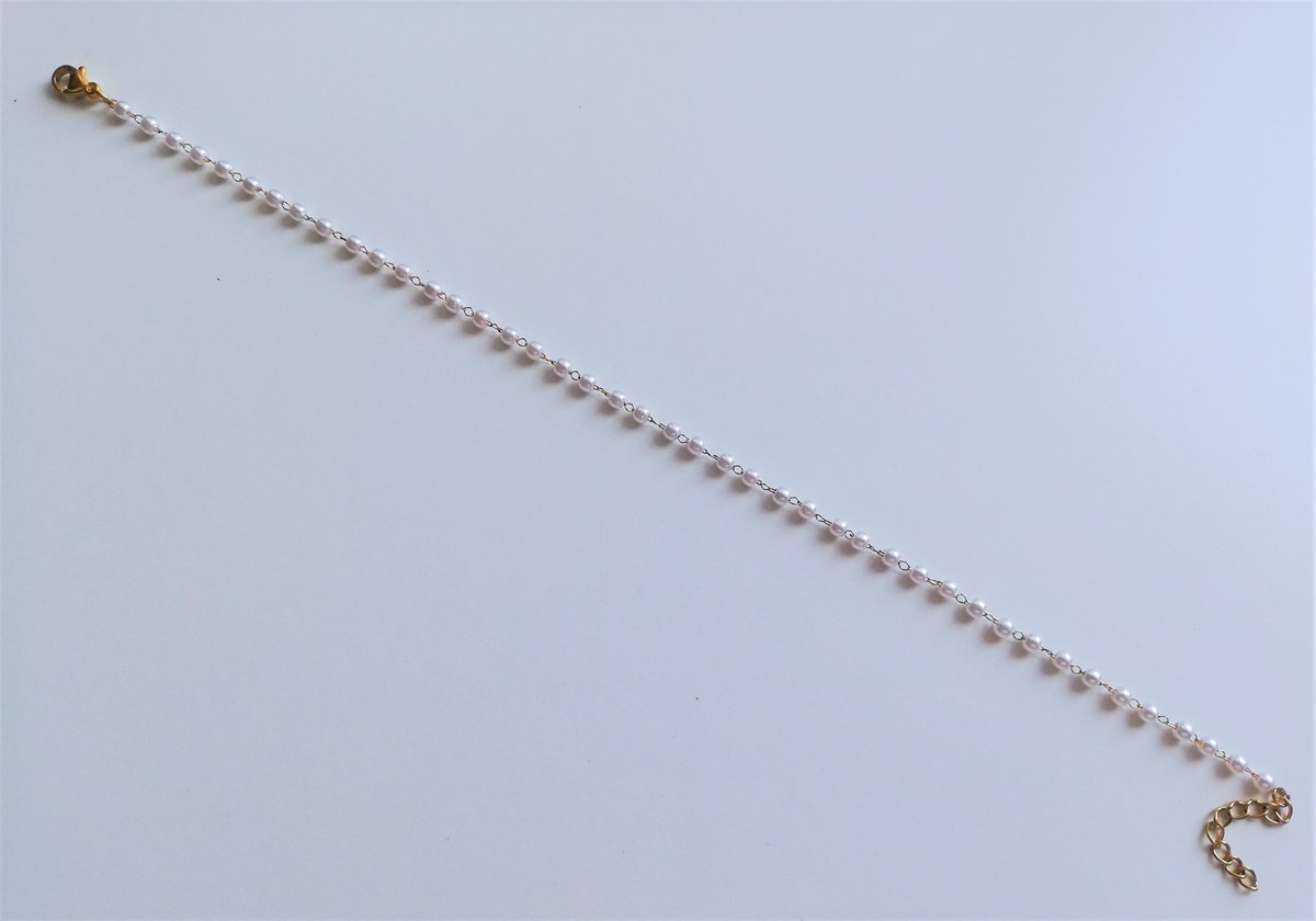 BIAŁA BRANSOLETKA NA NOGĘ 3mm PEREŁKI ZŁOTA STAL