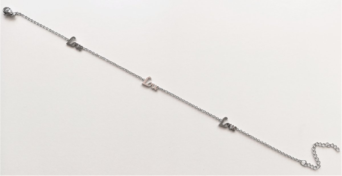 BRANSOLETKA NA NOGĘ NAPIS LOVE TEKST SREBRNA STAL