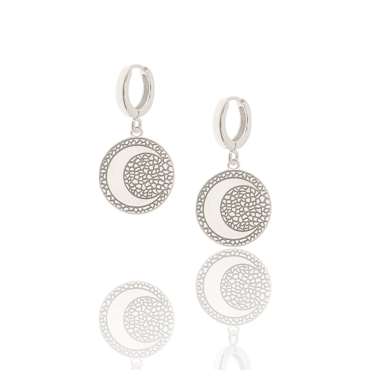 Kolczyki srebrne z grawerowanymi księżycami