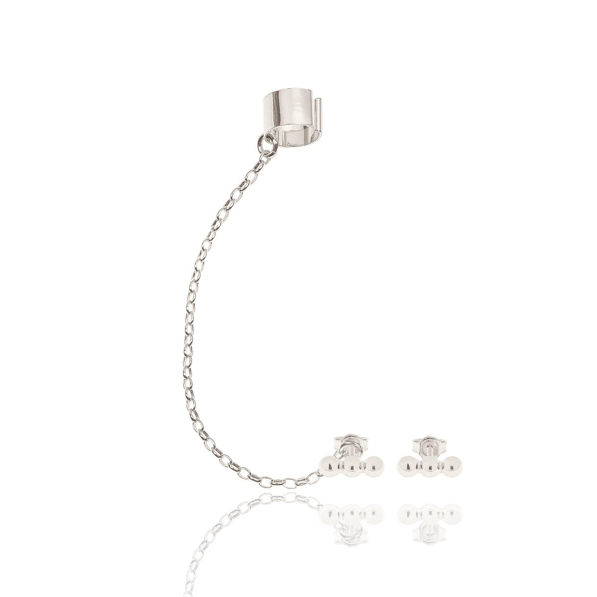 Nausznica srebrna z łańcuszkiem i kolczykami kulkami