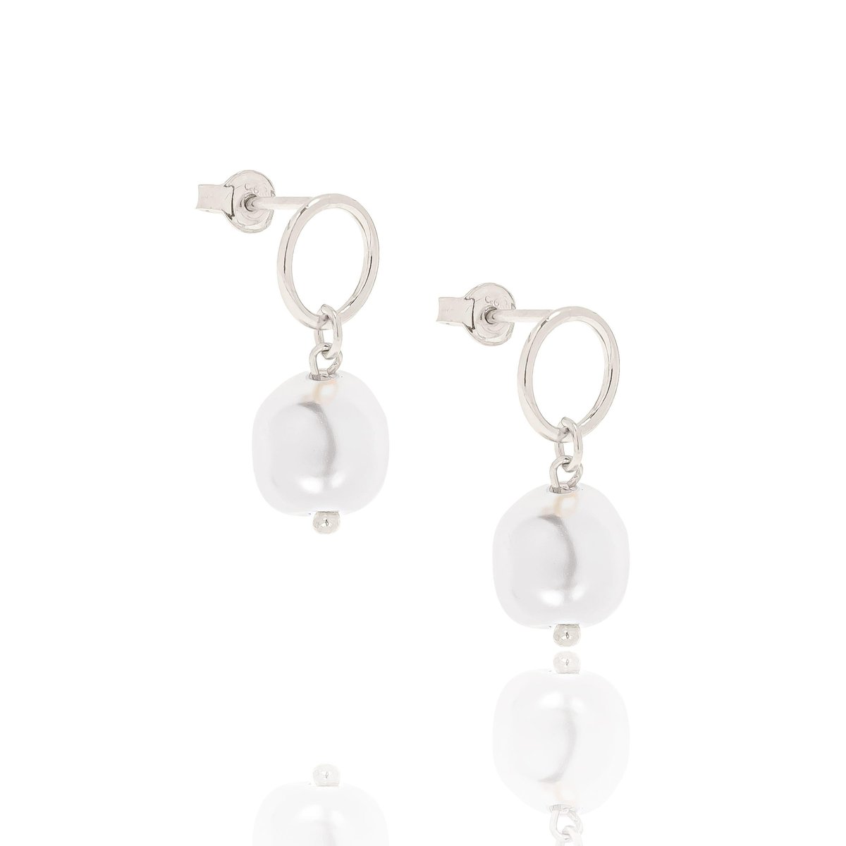 Kolczyki srebrne obręcze z perłami