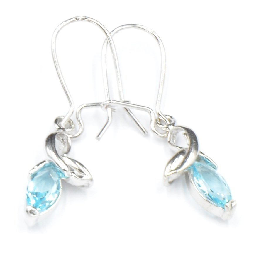 Srebrne Rodowane Kolczyki Błękitna Cyrkonia.Pr.925