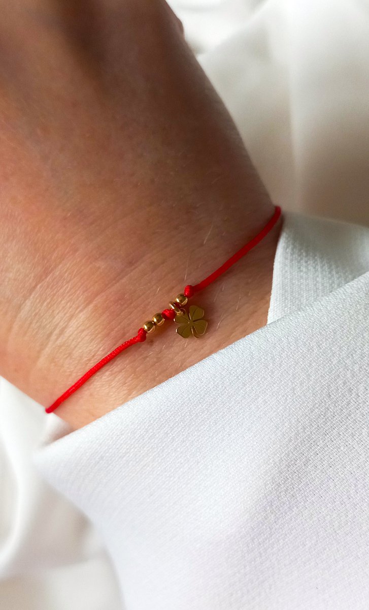 Bransoletka na szczęście z koniczynką