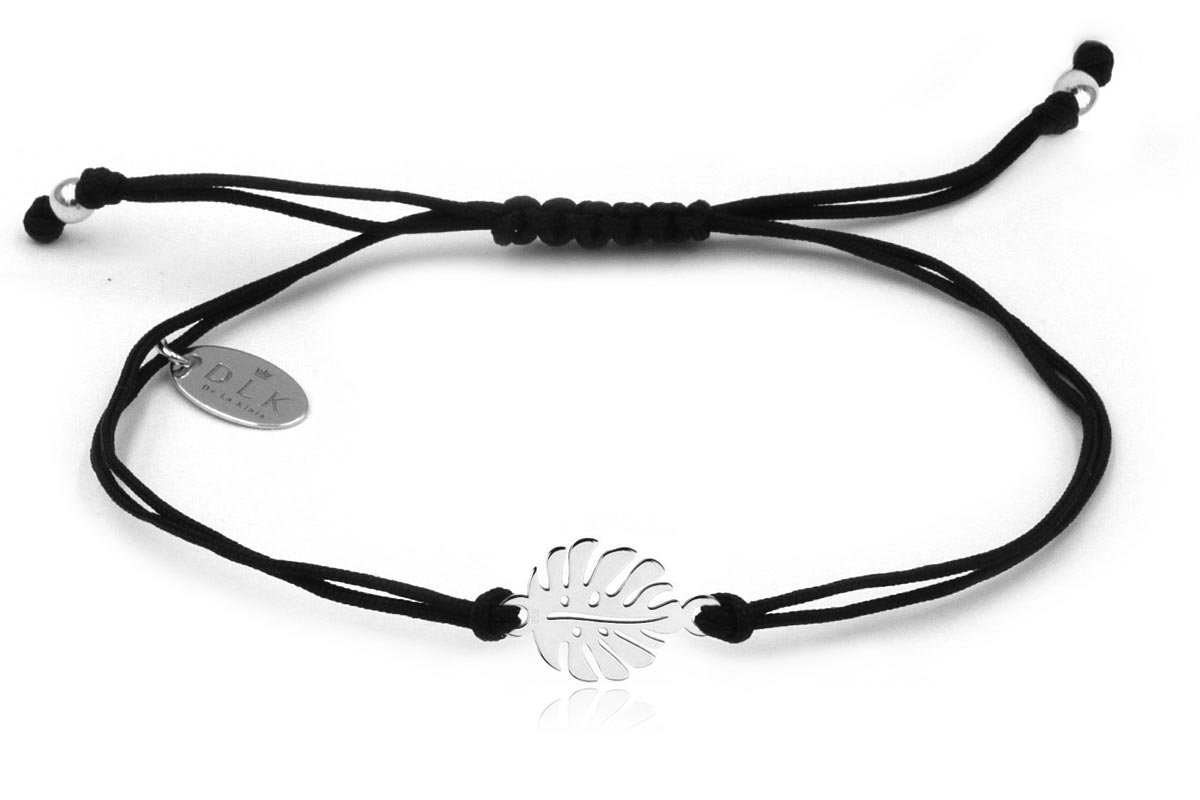 Bransoletka Z Liściem Monstery Srebrnym Na Czarnym Sznurku