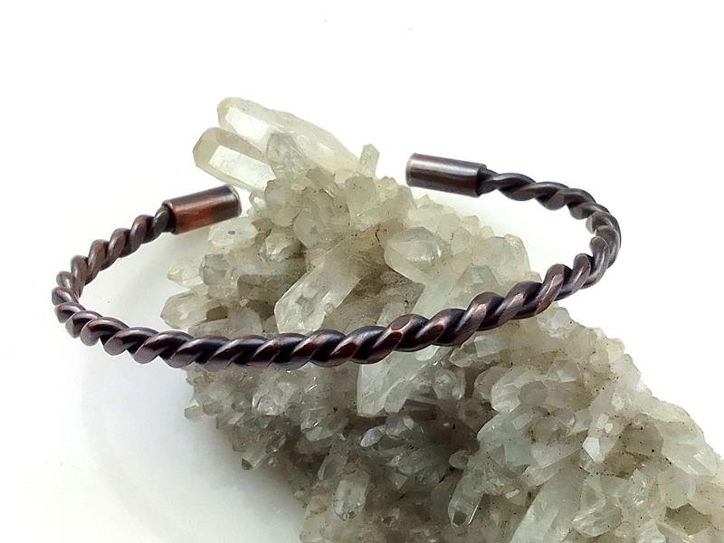 Bransoleta męska z drutu miedzianego, metaloplastyka, obwód 18.5 cm, znak Byka i Strzelca