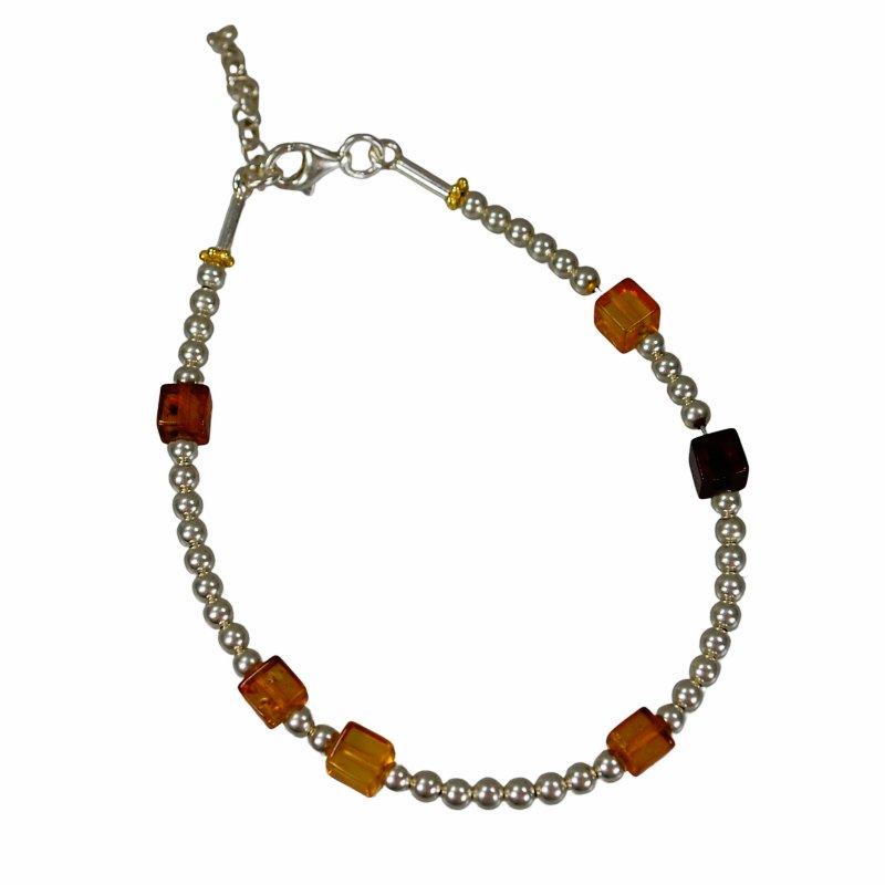Bransoletka z bursztynami i kuleczkami srebrnymi