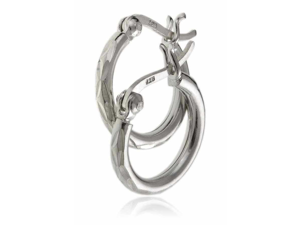 Kolczyki srebrne koła 1,5 cm z diamentowanym wzorem k3571