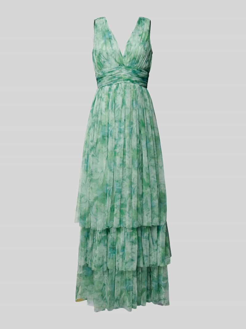 Sukienka wieczorowa z efektem stopniowania