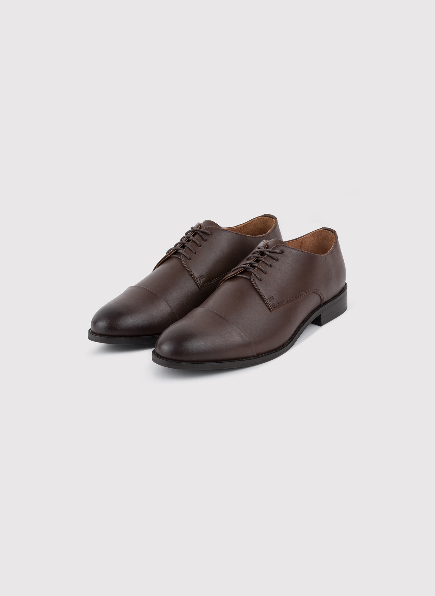 Brązowe eleganckie buty męskie