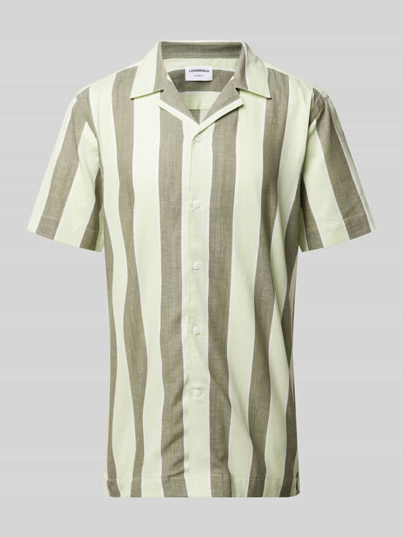 Koszula casualowa o kroju relaxed fit ze wzorem w paski