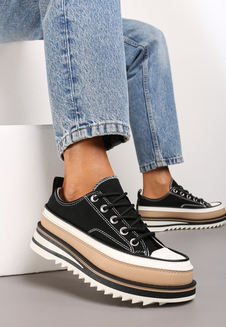 Czarne Trampki na Ozdobnej Platformie ze Sznurowaniem Moonoria