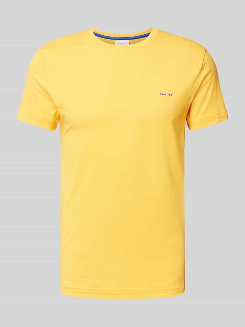 T-shirt z wyhaftowanym logo