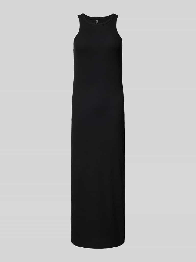 Sukienka midi z efektem prążkowania model ‘RUKA’