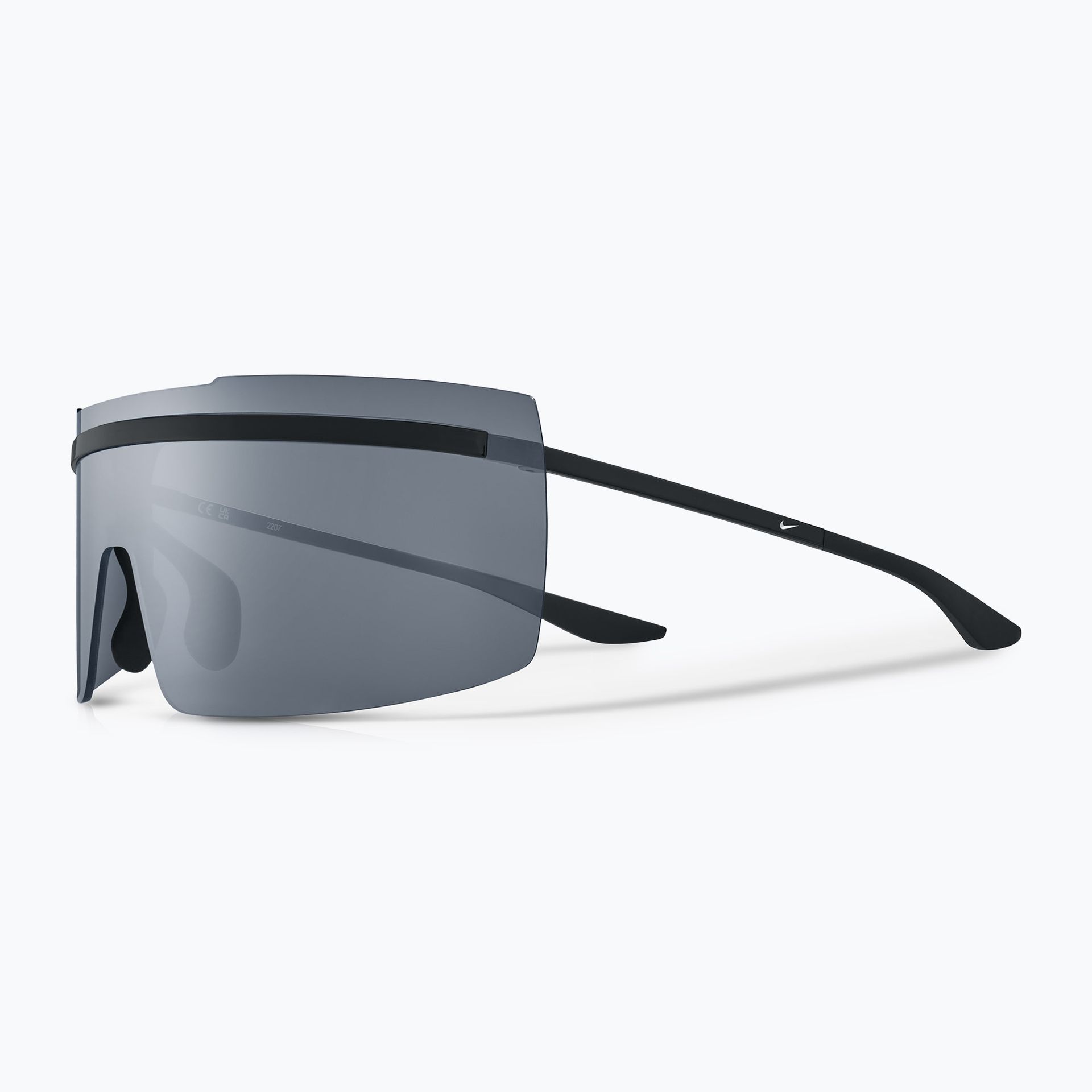 Okulary przeciwsłoneczne Nike Echo Shield black/silver flash WYSYŁKA W 24H 30 DNI NA ZWROT