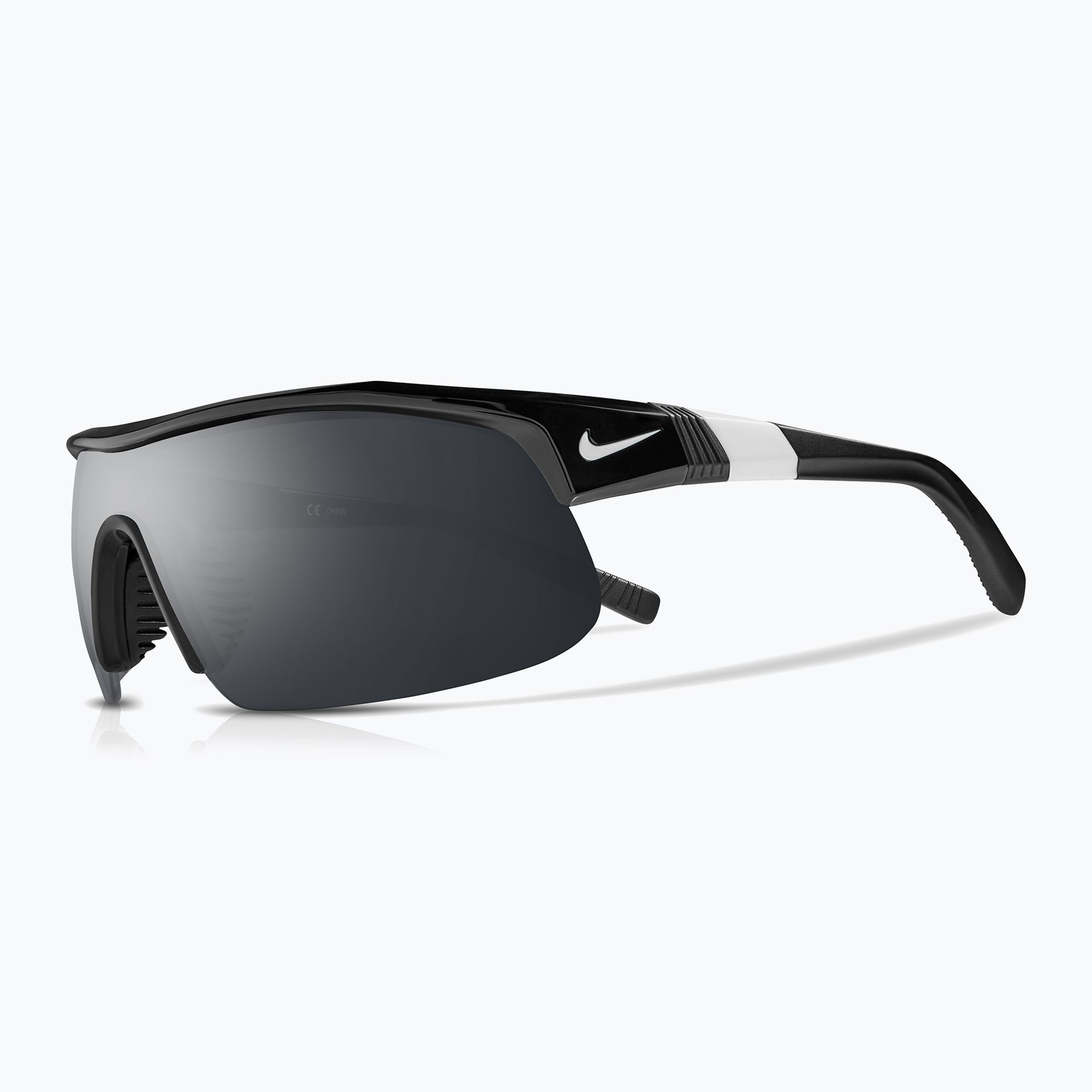 Okulary przeciwsłoneczne Nike Show X1 black/silver flash | WYSYŁKA W 24H | 30 DNI NA ZWROT