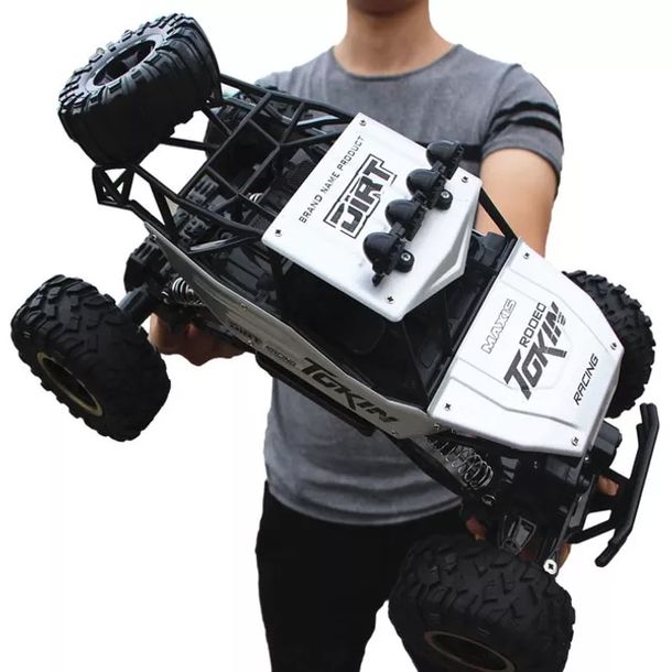 SAMOCHÓD ZDALNIE STEROWANY TERENOWY 4x4 METAL AUTO na Pilot Akumulator DUŻY