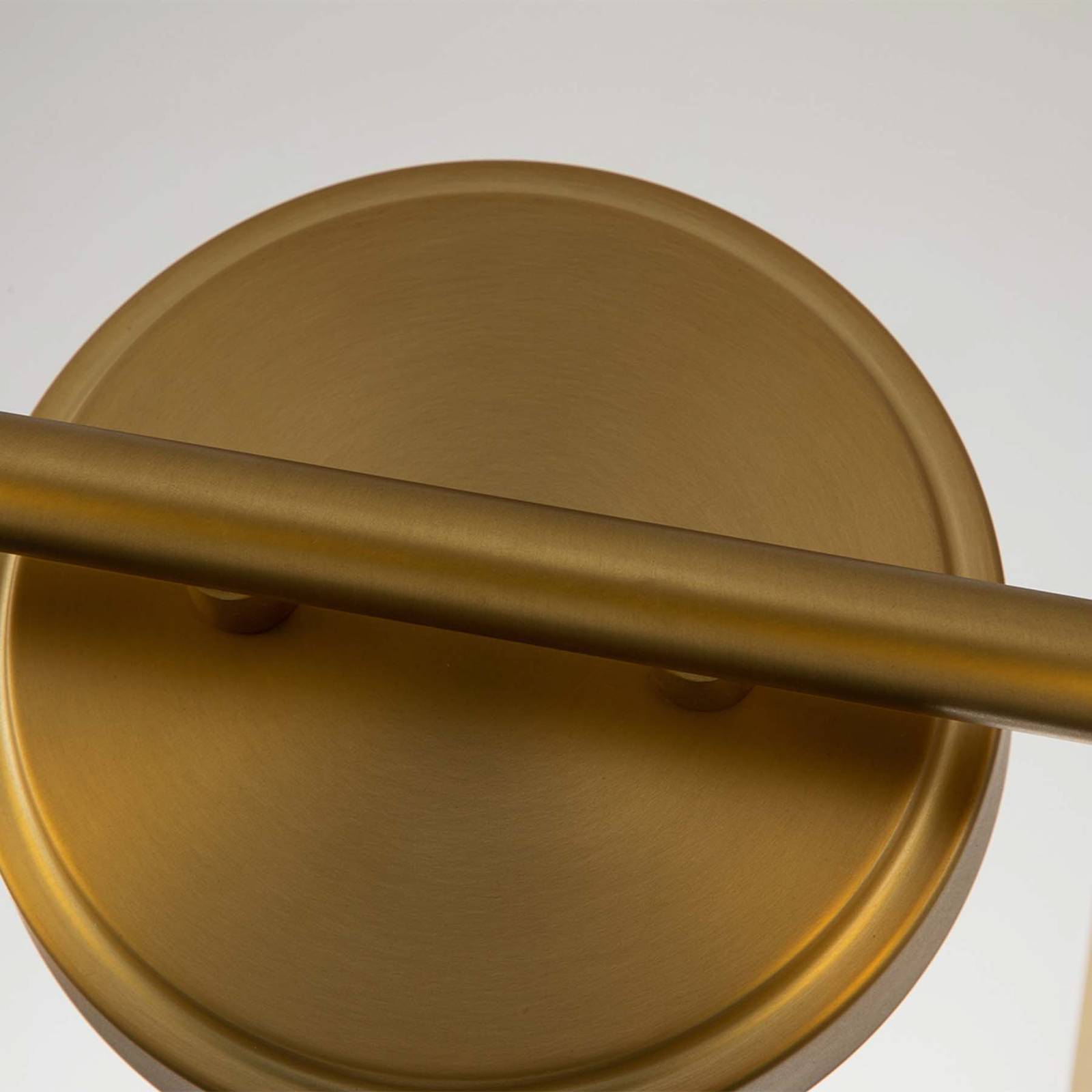 QUOIZEL Kinkiet Swell IP44, 2-punktowy, szczotkowany mosiądz