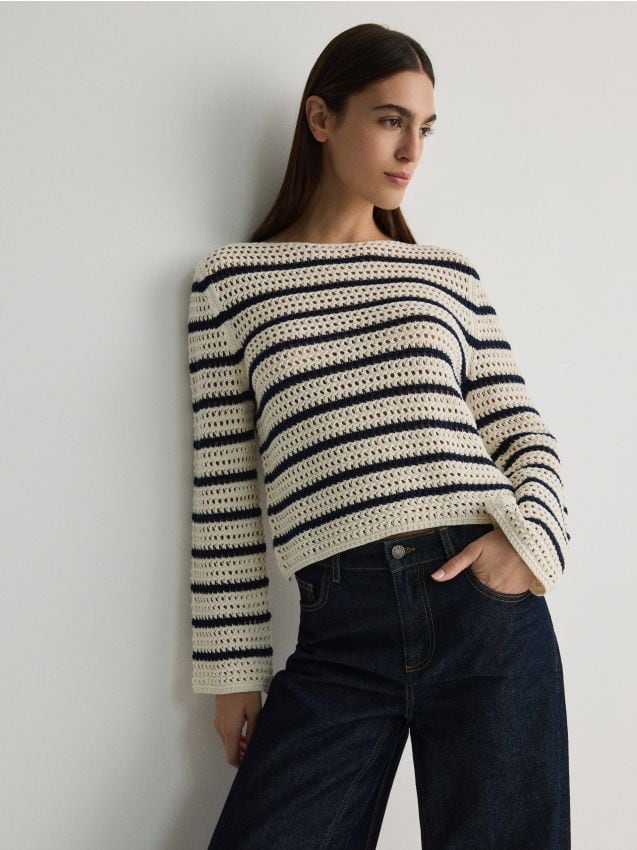 Reserved - Ażurowy sweter w paski - wielobarwny