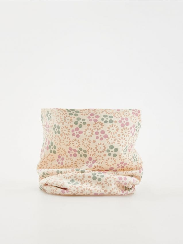 Reserved - Bawełniany komin ze wzorem - złamana biel