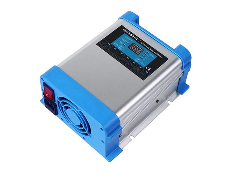 AZO DIGITAL BC-40 PRO LFP 20A (230V/24V) LCD 7 stopni ładowania