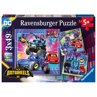 Ravensburger, Puzzle 3x49: Batwheels (12001056). Wiek: 5+