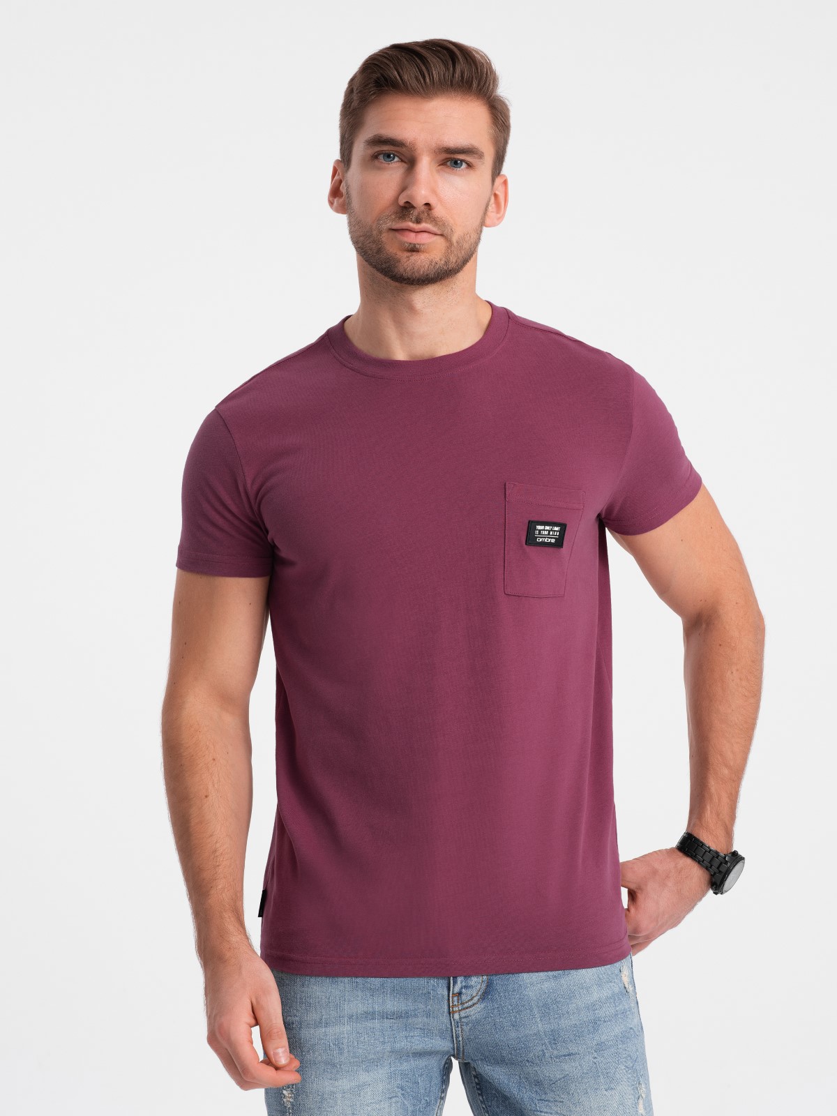 Męski casualowy t-shirt z naszytą kieszonką - ciemnoróżowy V5 OM-TSCT-0109