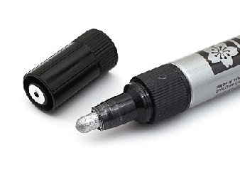 Marker permanentny, Sakura Pen-Touch Medium, silver, 2,0 mm