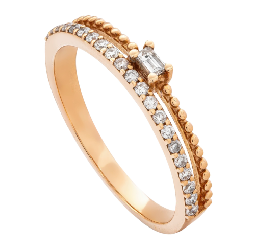 Złoty pierścionek zaręczynowy próby 0,585 z diamentem 0,05 w otoczeniu 21 brylantów 0,18 ct