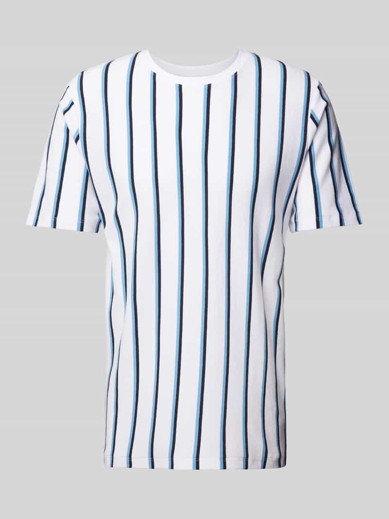 T-shirt w paski