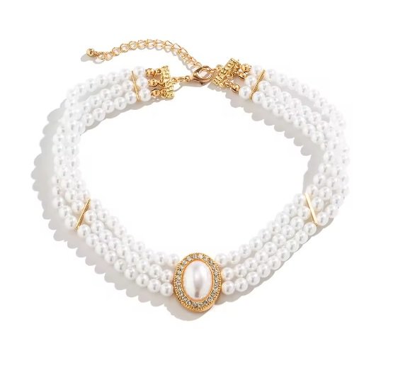 Stylizowany choker pozłacany z perłami 3 rzędy pereł elegancki z zapięciem