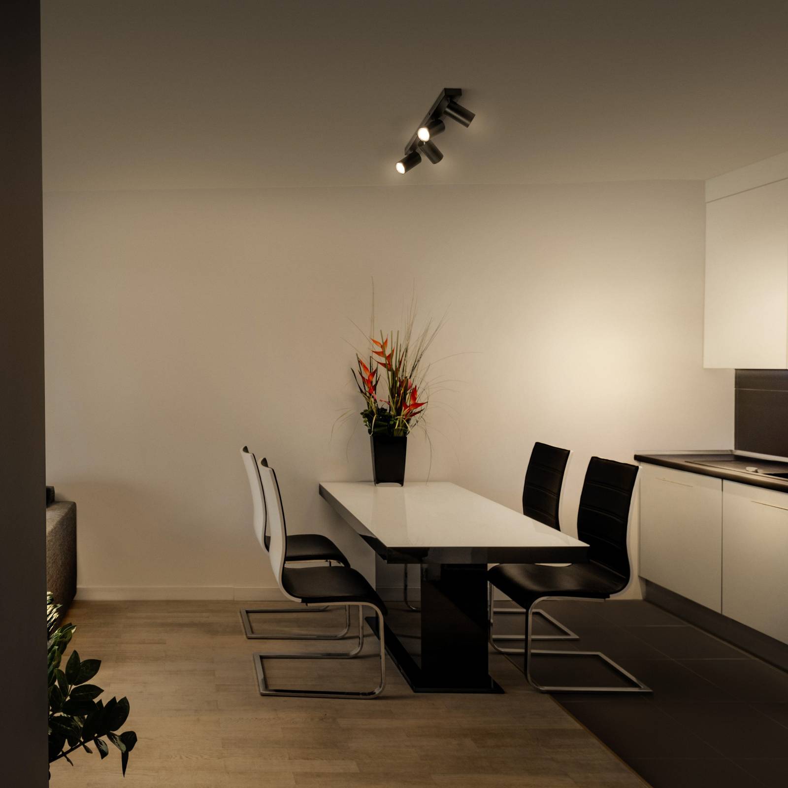 LEDVANCE Ośmiokątny reflektor LED, czarny, metalowy, 60 cm, GU10