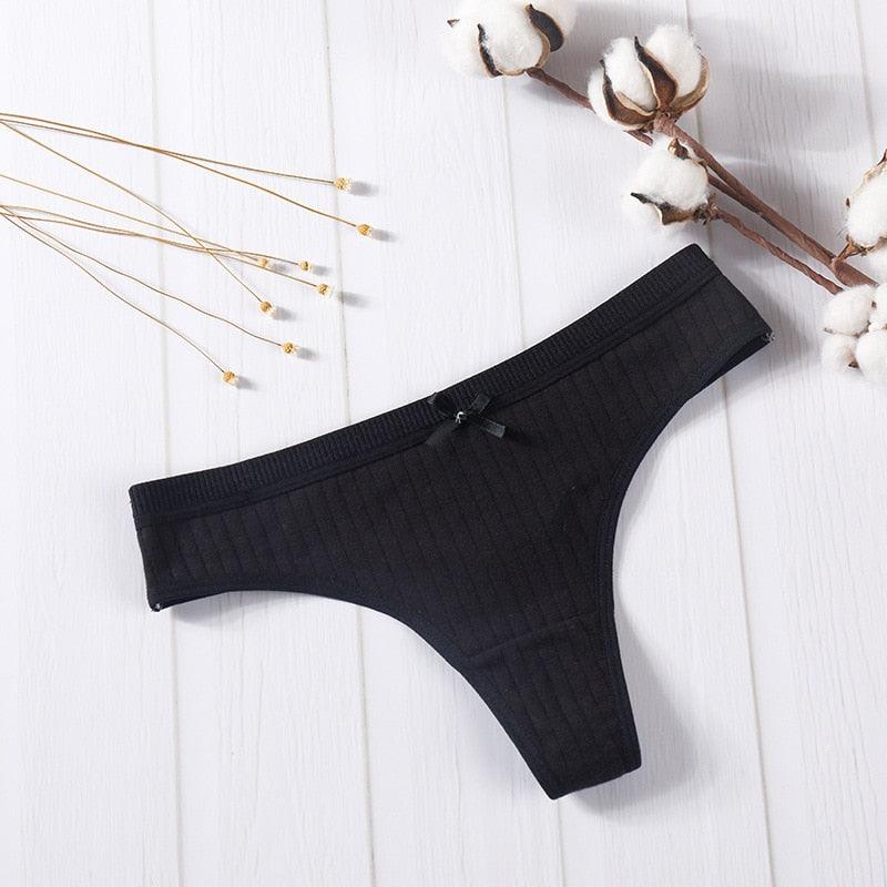 Stringi na gumce - Czarny M 1pc