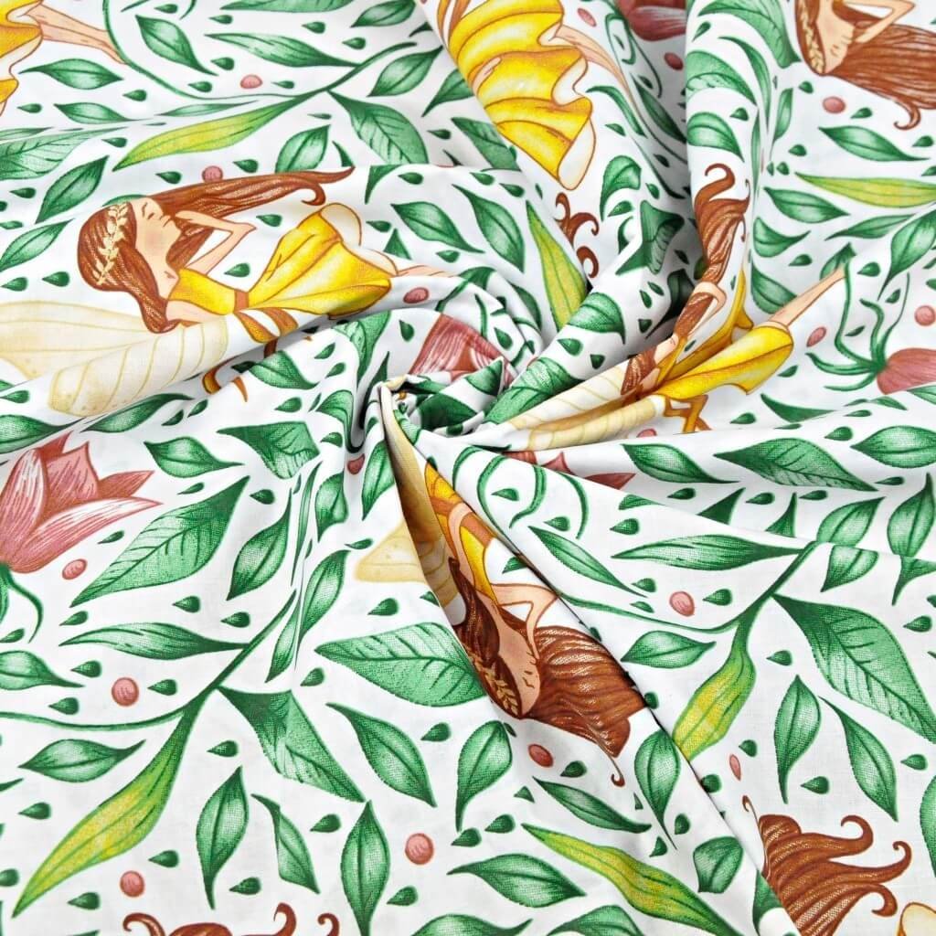 Tkanina bawełniana Wróżki Calineczki na białym tle