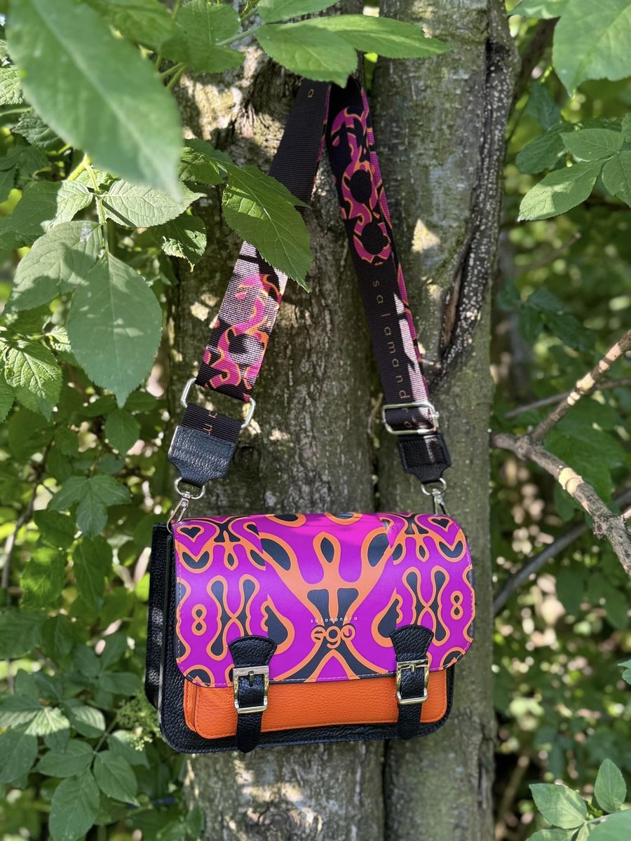 Torebka listonoszka z ozdobnymi klamrami teczka pomarańcz skóra